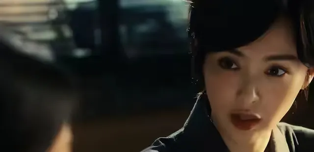 唐嫣主演《爱情没有神话》央视开播收视跳水，悬浮剧情引观众集体弃剧 相关图片